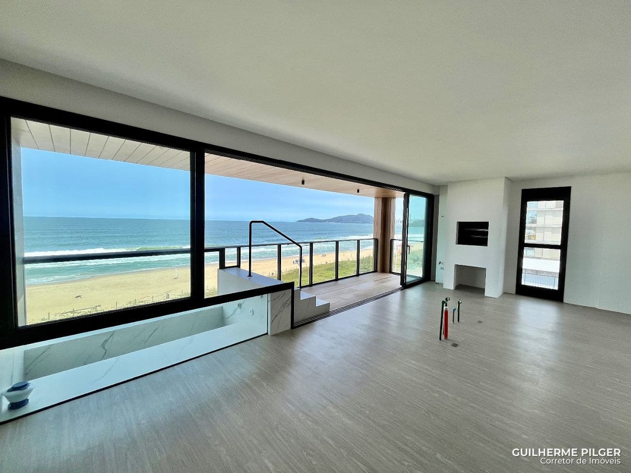 Apartamento no Ed. Sunrise na Praia Brava em Itajaí — foto 1