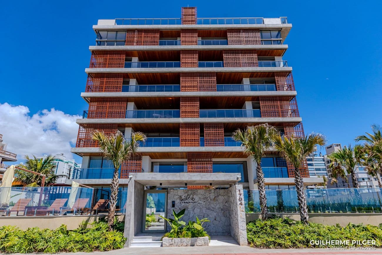Cobertura Duplex no Ed. Tirreno Residenziale na Praia Brava de Itajaí — foto 1
