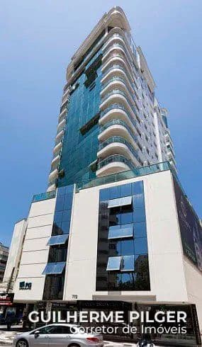 Apartamento no Edifício Villa Florence no Centro de Balneário Camboriú — foto 1