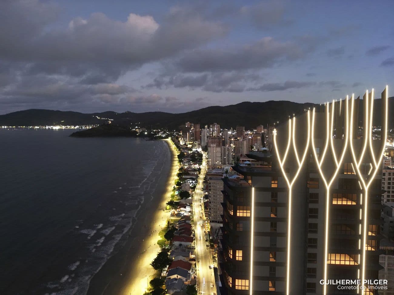 Apartamento no Edifício Wine Tower em Porto Belo — foto 1