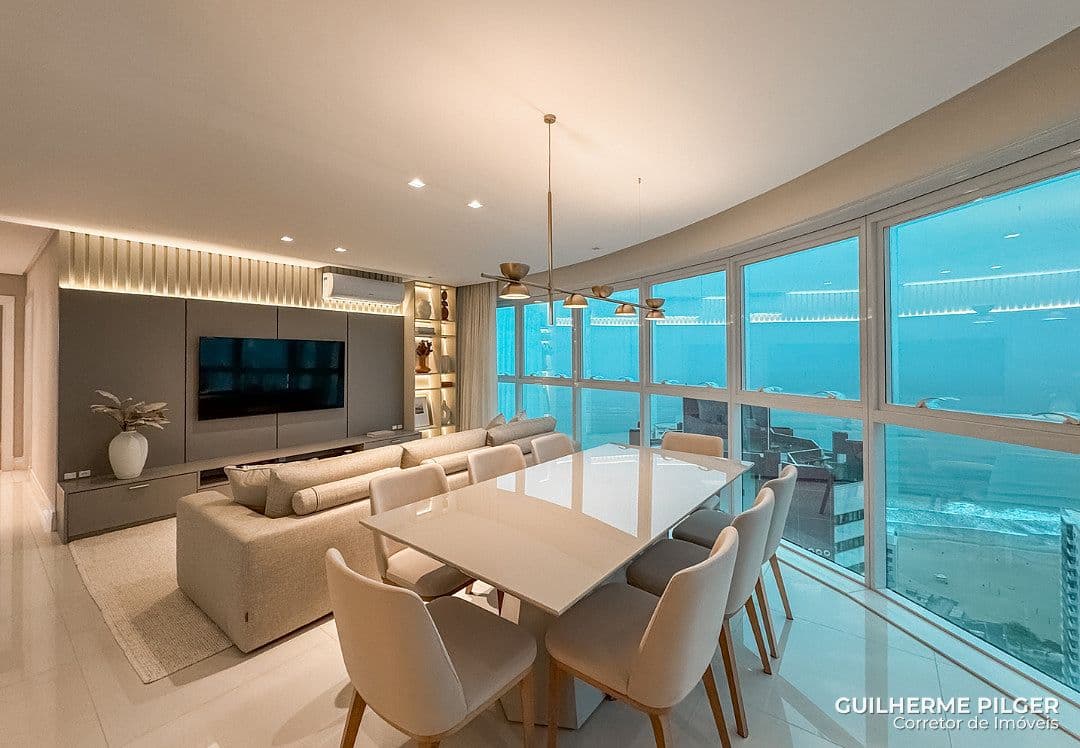 Apartamento no Edifício Olympo Tower em Balneário Camboriú — foto 1