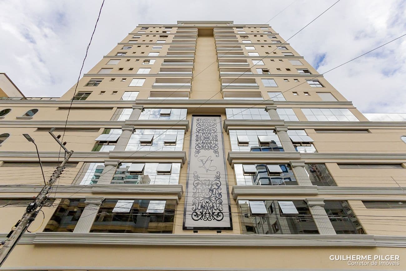 Apartamento no Ed. Ville de Lyon em Meia Praia - Itapema/SC — foto 1