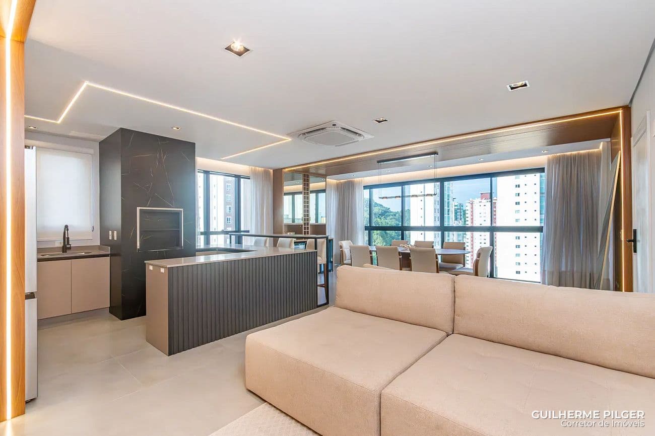 Apartamento no Ed. Costa Esmeralda em Balneário Camboriú — foto 1