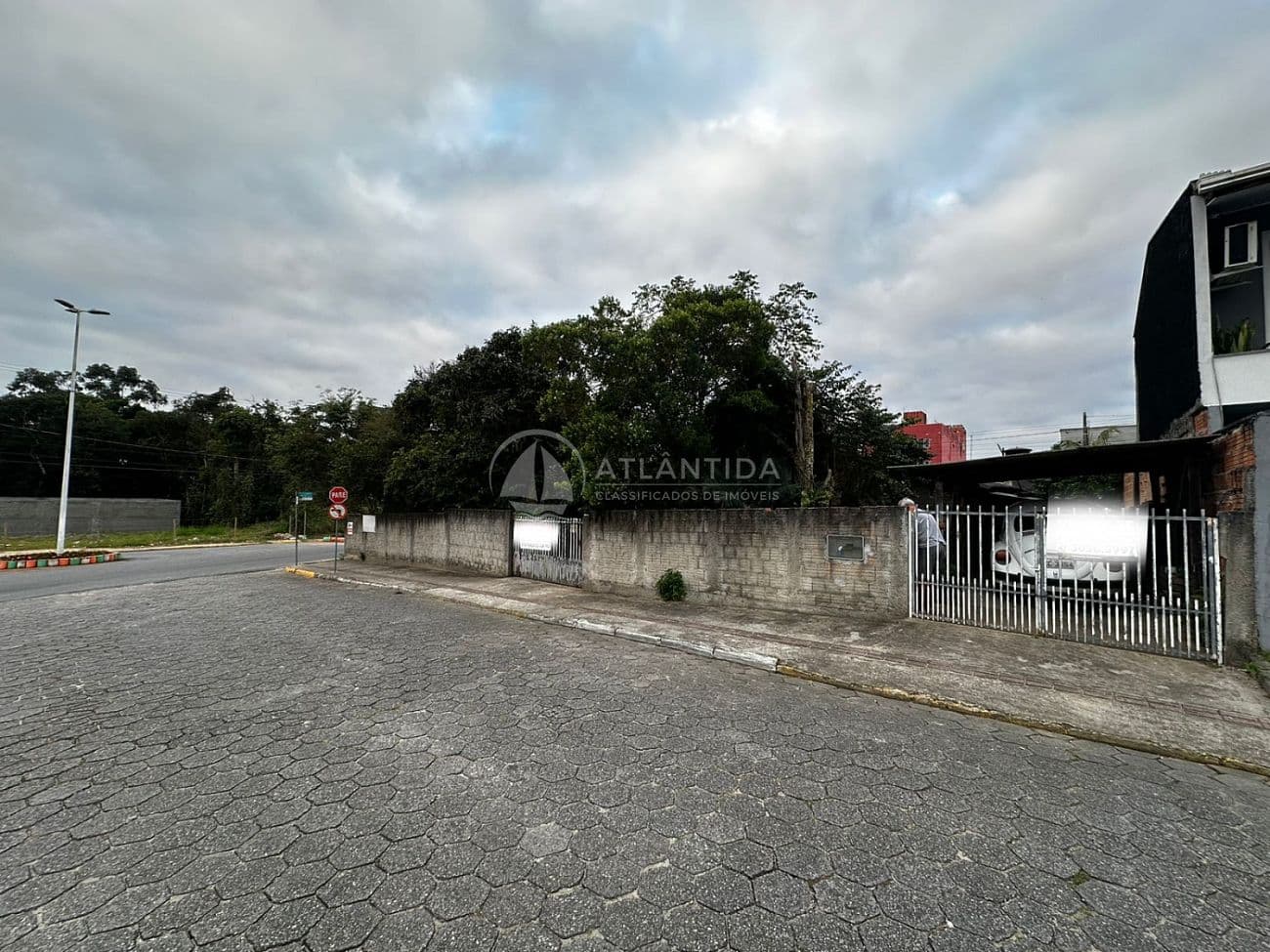 Terreno comercial com 612,00m² - Centro - Camboriú — foto 1