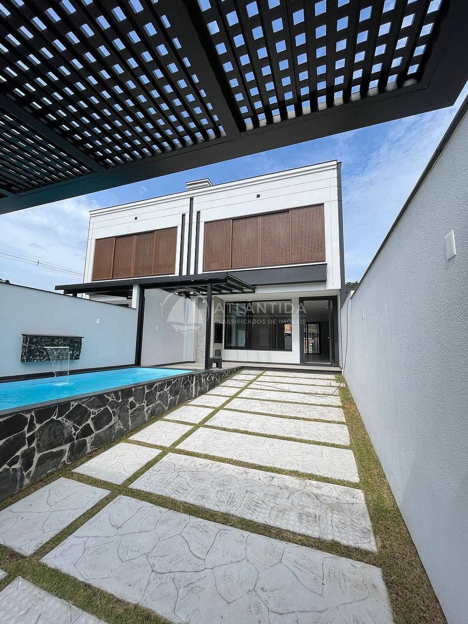 Sobrado 3 suítes e piscina - Terras Altas - Camboriú — foto 1