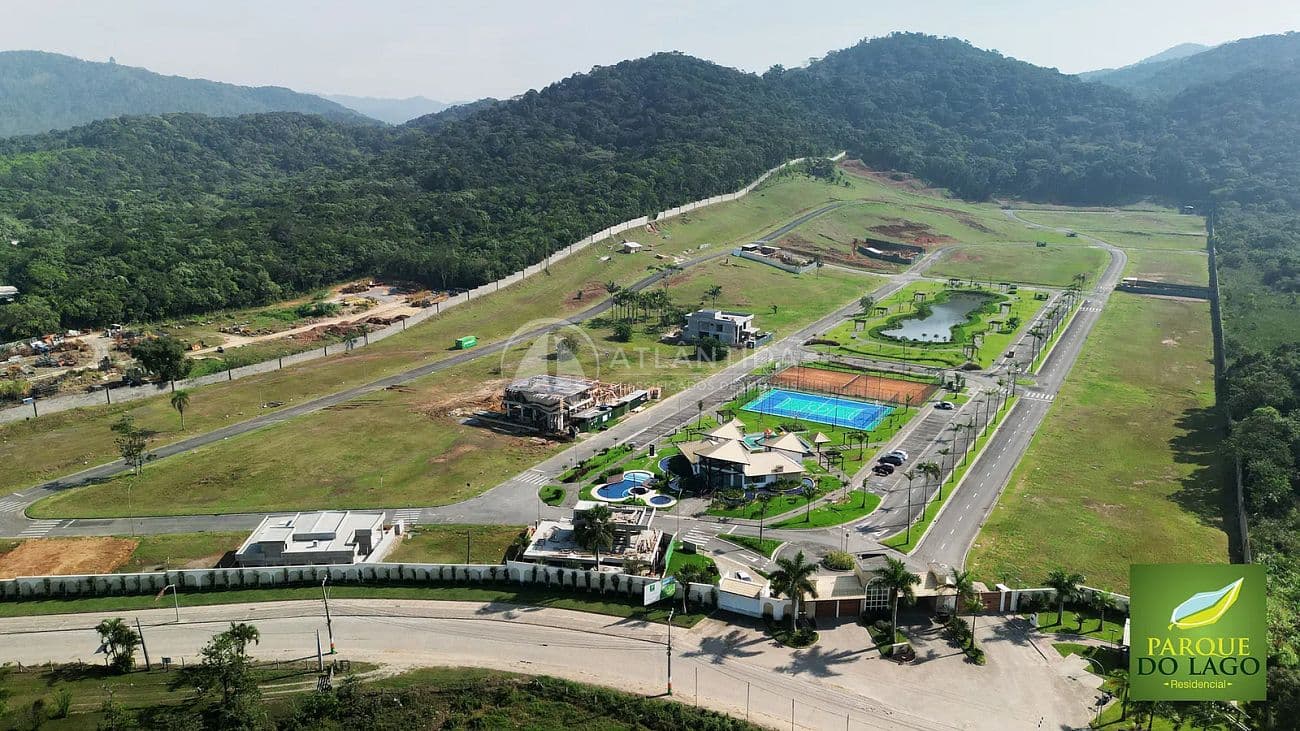 Lote 470m² - Condomínio Parque do Lago - Camboriú — foto 1