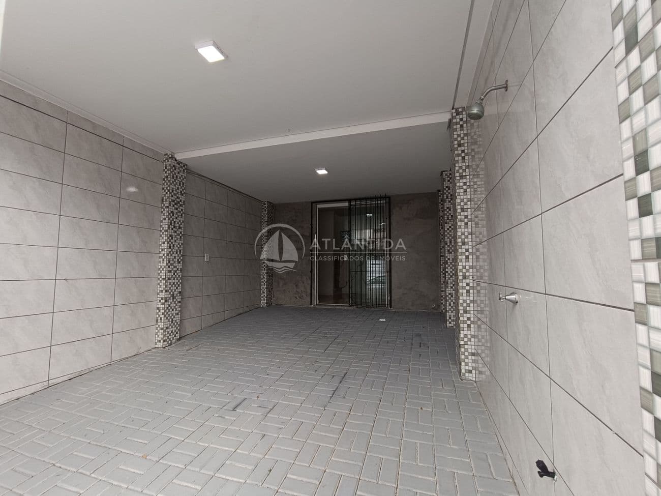 Sobrado 2 dormitórios + escritório - Rio Pequeno - Camboriú — foto 1