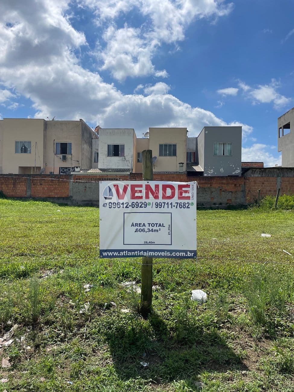 Terreno com 606,34 m² - Santa Regina - Camboriú — foto 1