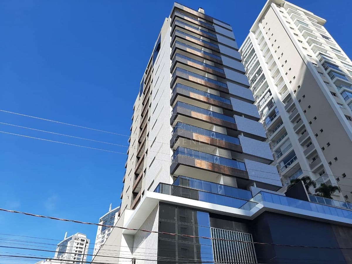 Apartamento no Fazenda 3 suítes — foto 1