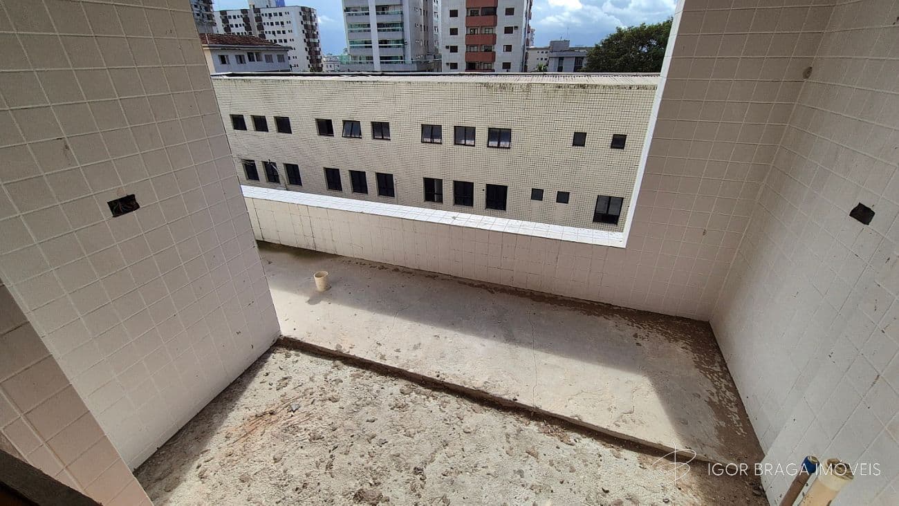INCRÍVEL APARTAMENTO Á 180M DO MAR COM LAZER COMPLETO — foto 1