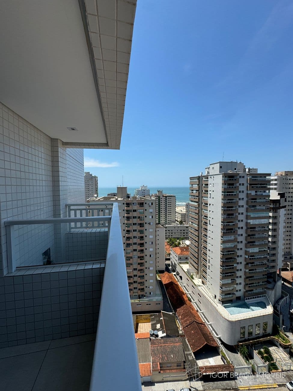 EXCELENTE APARTAMENTO A 300M DO MAR COM LAZER COMPLETO — foto 1