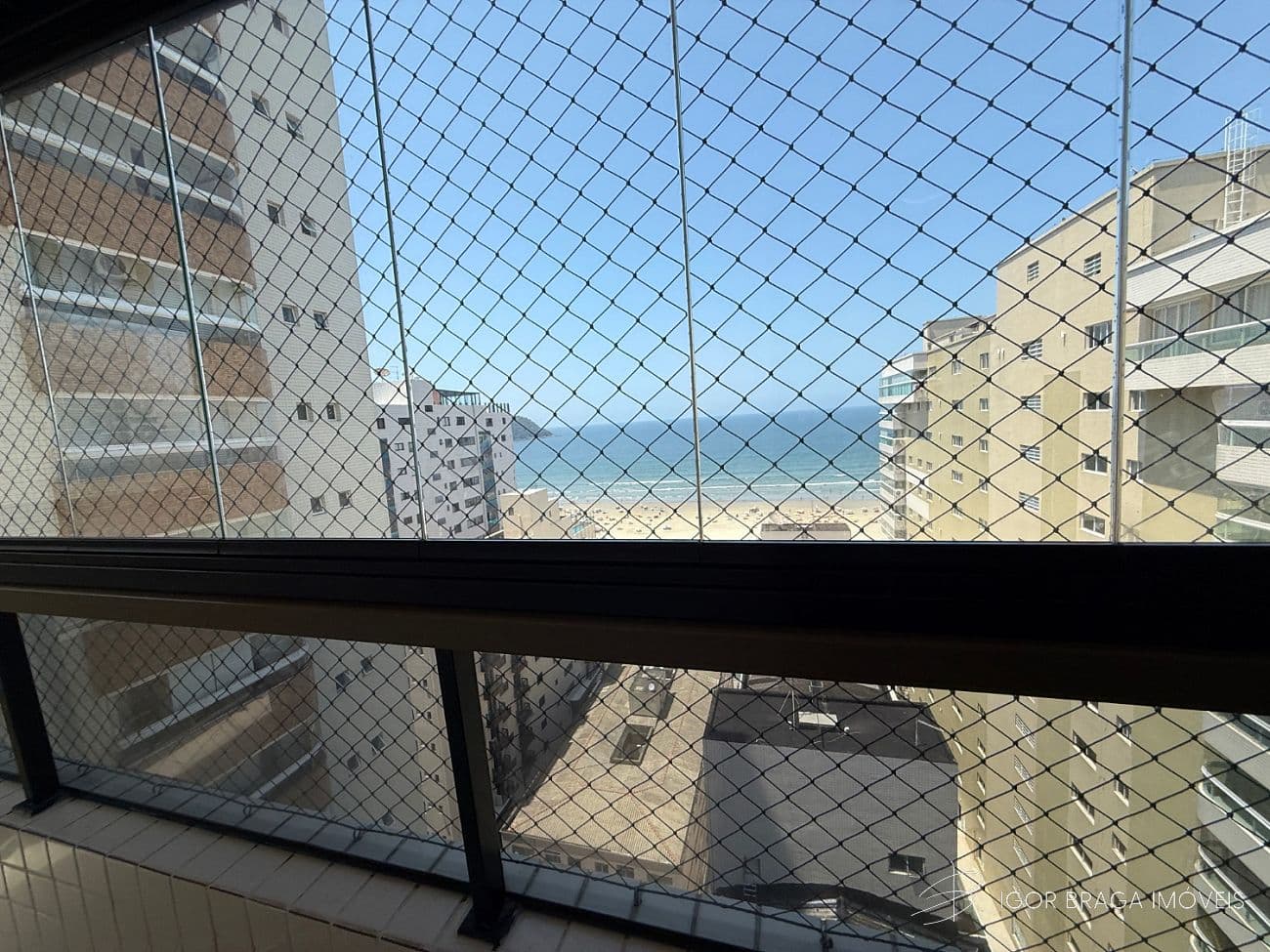 INCRÍVEL APARTAMENTO Á 100M DO MAR COM LAZER COMPLETO — foto 1