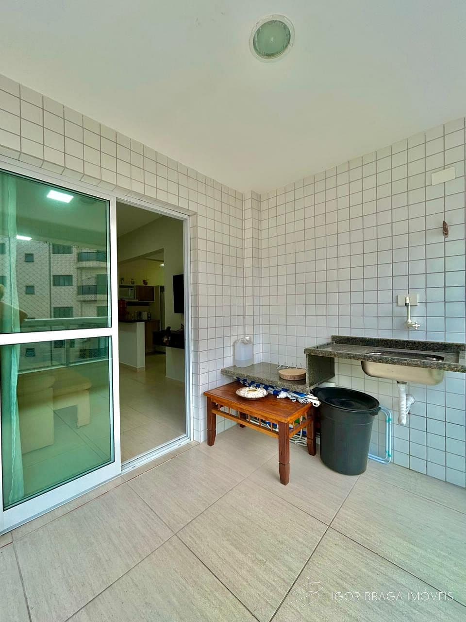 INCRÍVEL APARTAMENTO Á 150M DO MAR COM LAZER COMPLETO — foto 1