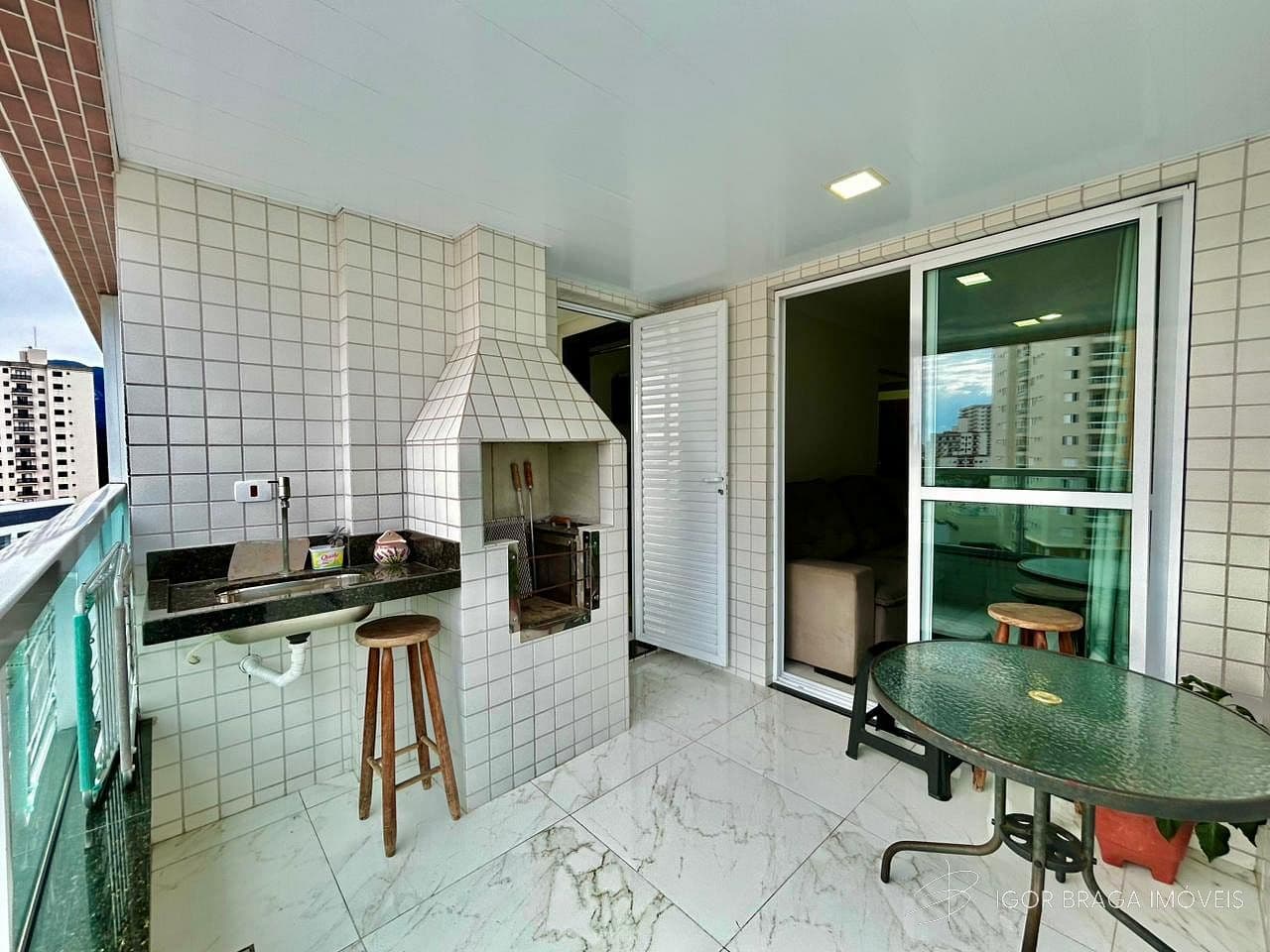 BELISSIMO APARTAMENTO, À 550m DO MAR E LAZER — foto 1