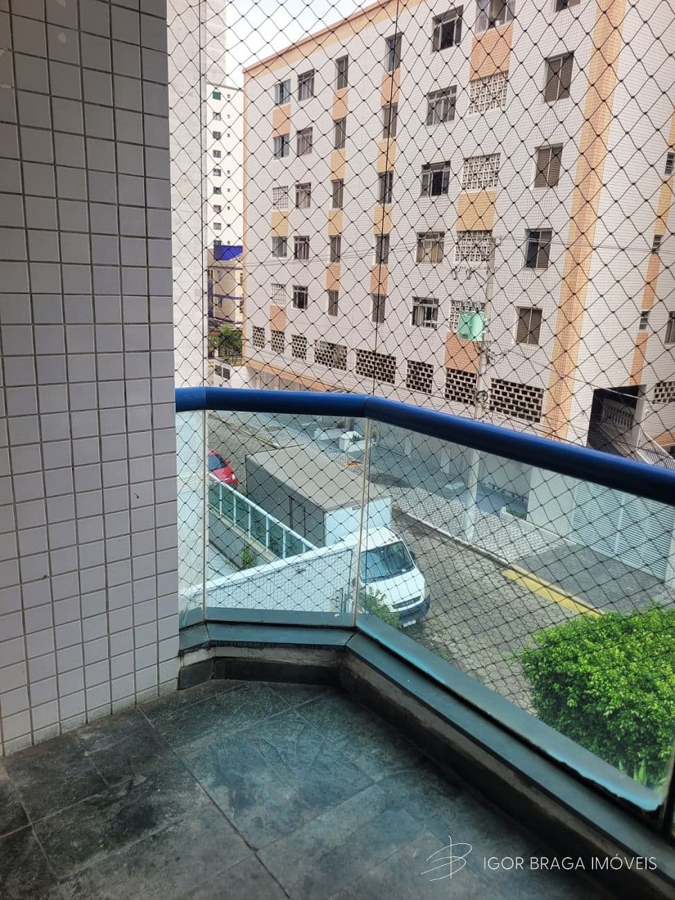 BELÍSSIMO APARTAMENTO, À 150M DO MAR E LAZER COMPLETO — foto 1