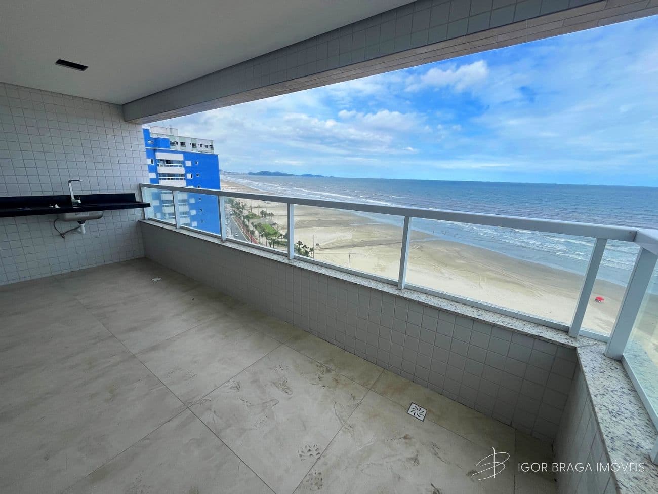 EXCELENTE APARTAMENTO, Á 10M DO MAR E LAZER COMPLETO — foto 1