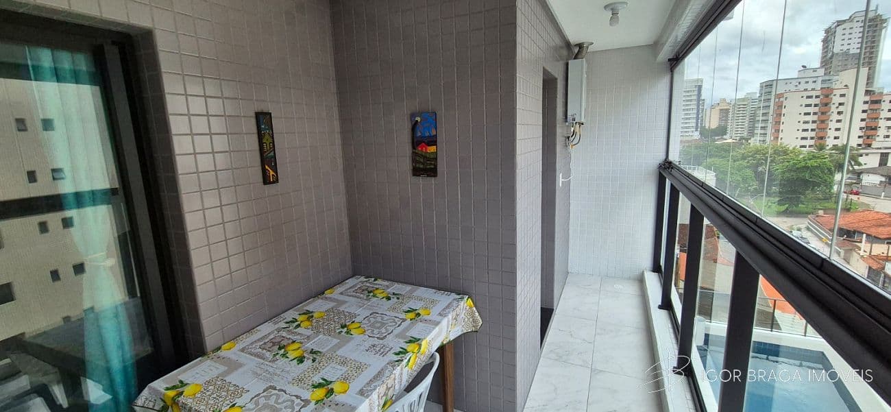 EXCELENTE APARTAMENTO, À 200M DO MAR E LAZER COMPLETO — foto 1