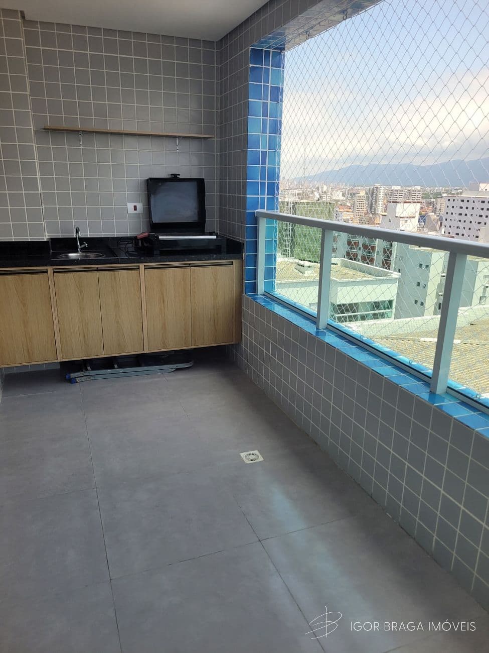 BELÍSSIMO APARTAMENTO, Á 100M DO MAR E LAZER COMPLETO — foto 1