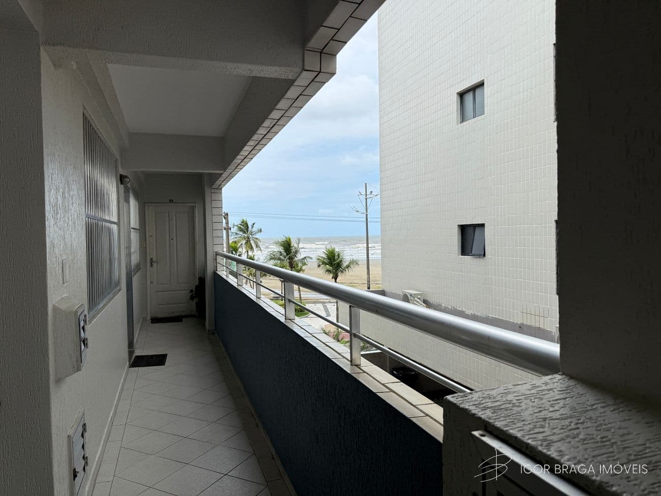 BELÍSSIMO APARTAMENTO, Á 190M DO MAR E LAZER COMPLETO — foto 1