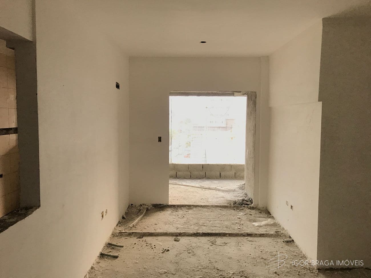 BELÍSSIMO APARTAMENTO, AMPLO, ACABAMENTO FINO E LAZER COMPLETO — foto 1