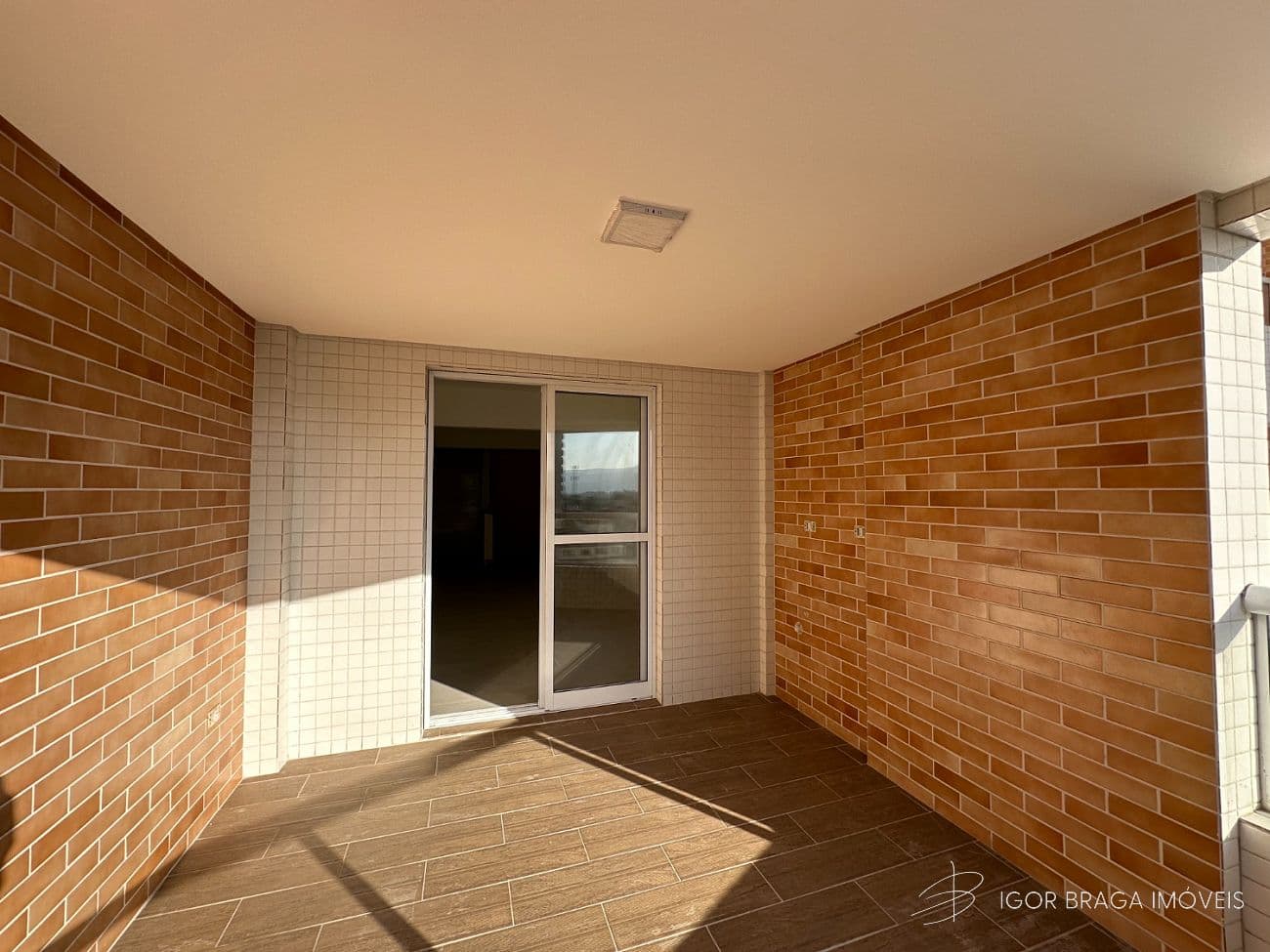 BELÍSSIMO APARTAMENTO, AMPLO, ACABAMENTO FINO E LAZER COMPLETO — foto 1