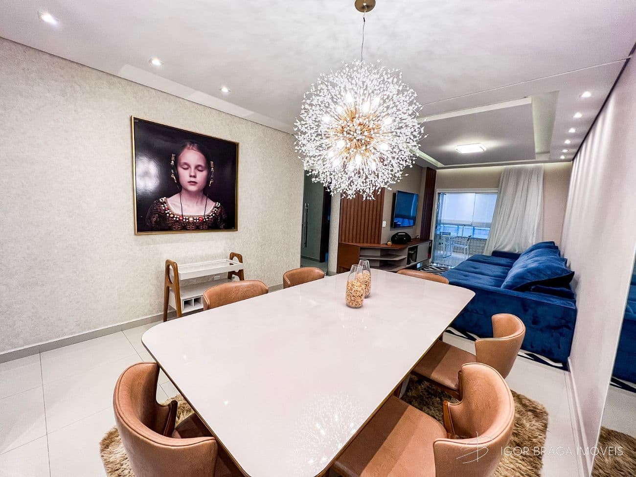 BELÍSSIMO APARTAMENTO, AMPLO, ACABAMENTO FINO E LAZER COMPLETO — foto 1