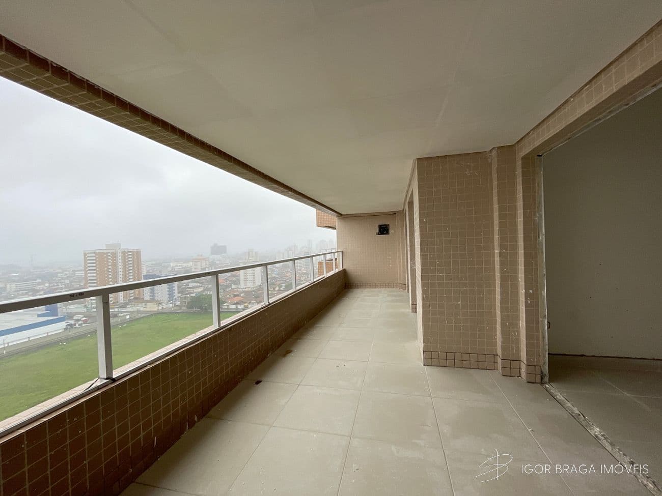 BELISSÍMO APARTAMENTO, AMPLO E LAZER COMPLETO — foto 1
