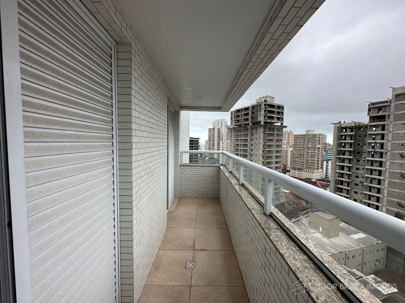 BELISSÍMO APARTAMENTO, FINO ACABAMENTO E LAZER COMPLETO — foto 1