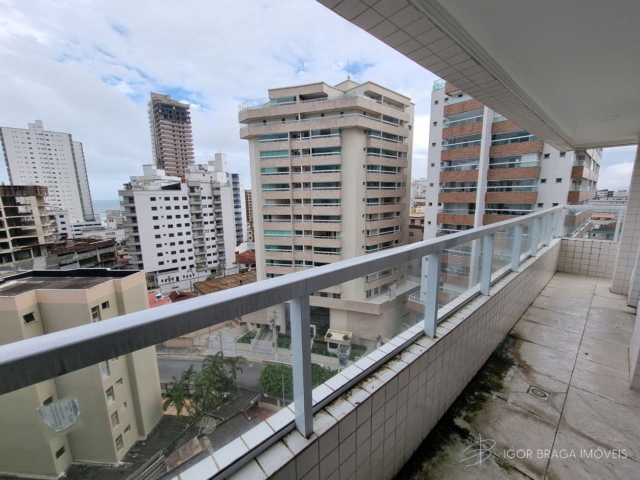BELISSÍMO APARTAMENTO, AMPLO, VISTA LIVRE — foto 1