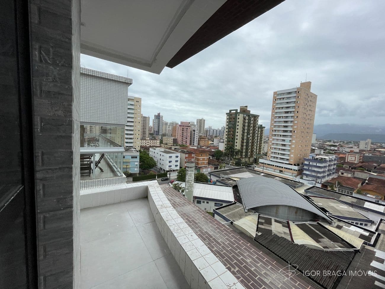 BELÍSSIMO APARTAMENTO, AMPLO E FINO ACABAMENTO — foto 1