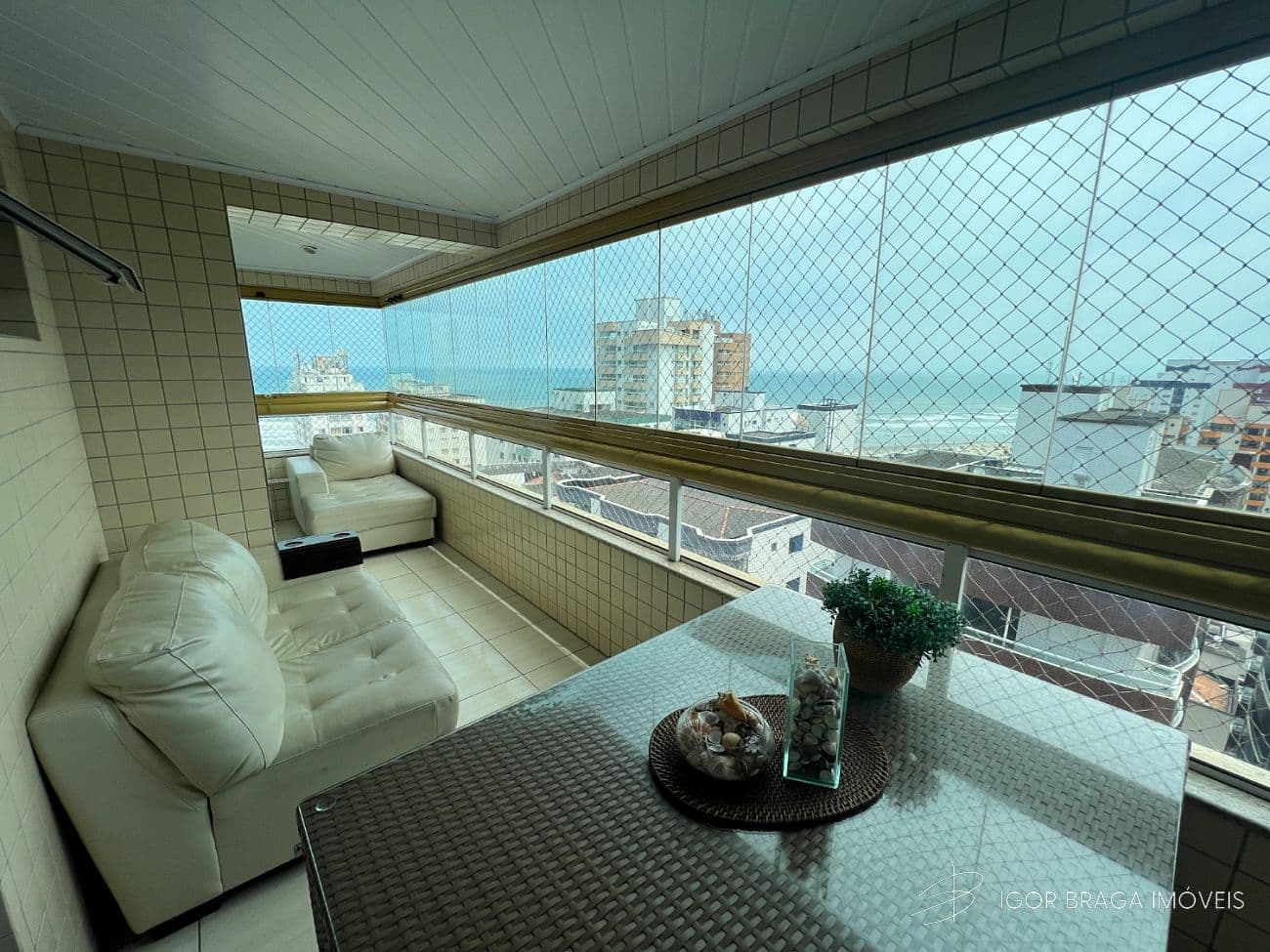 BELÍSSIMO APARTAMENTO, AMPLO E LAZER COMPLETO — foto 1