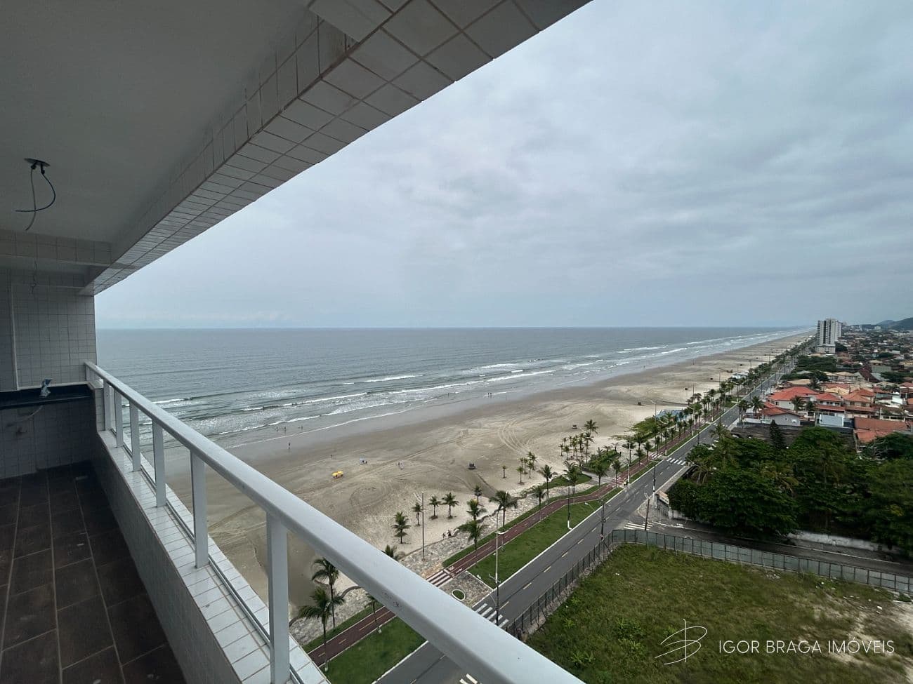 EXCELENTE APARTAMENTO AMPLO E ACABAMENTO FINO — foto 1