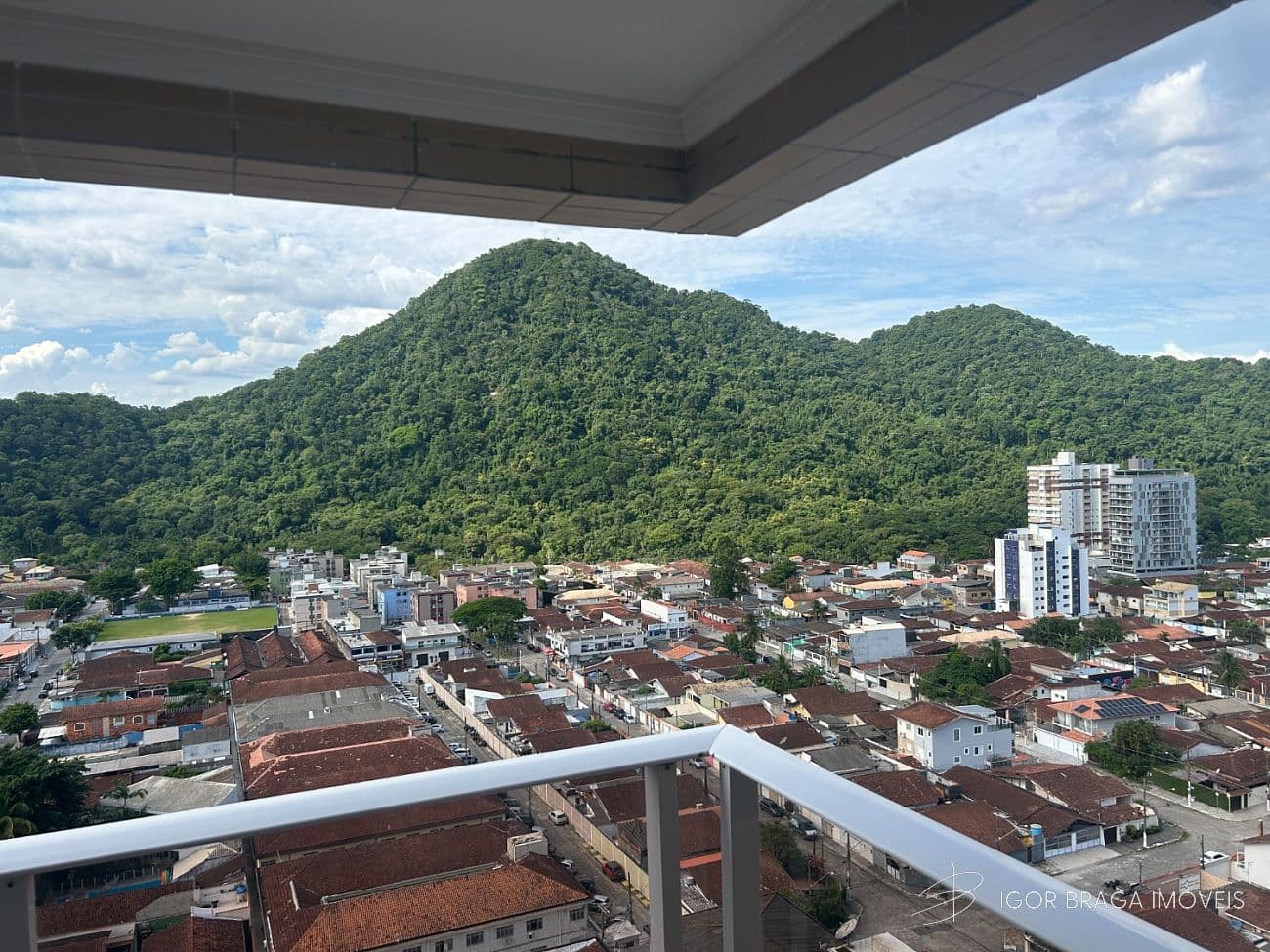 EXCELENTE APARTAMENTO AMPLO, ACABAMENTO FINO E LAZER COMPLETO — foto 1