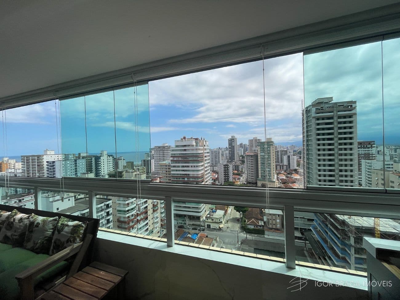 BELÍSSIMO APARTAMENTO AMPLO, ACABAMENTO FINO E LAZER COMPLETO — foto 1