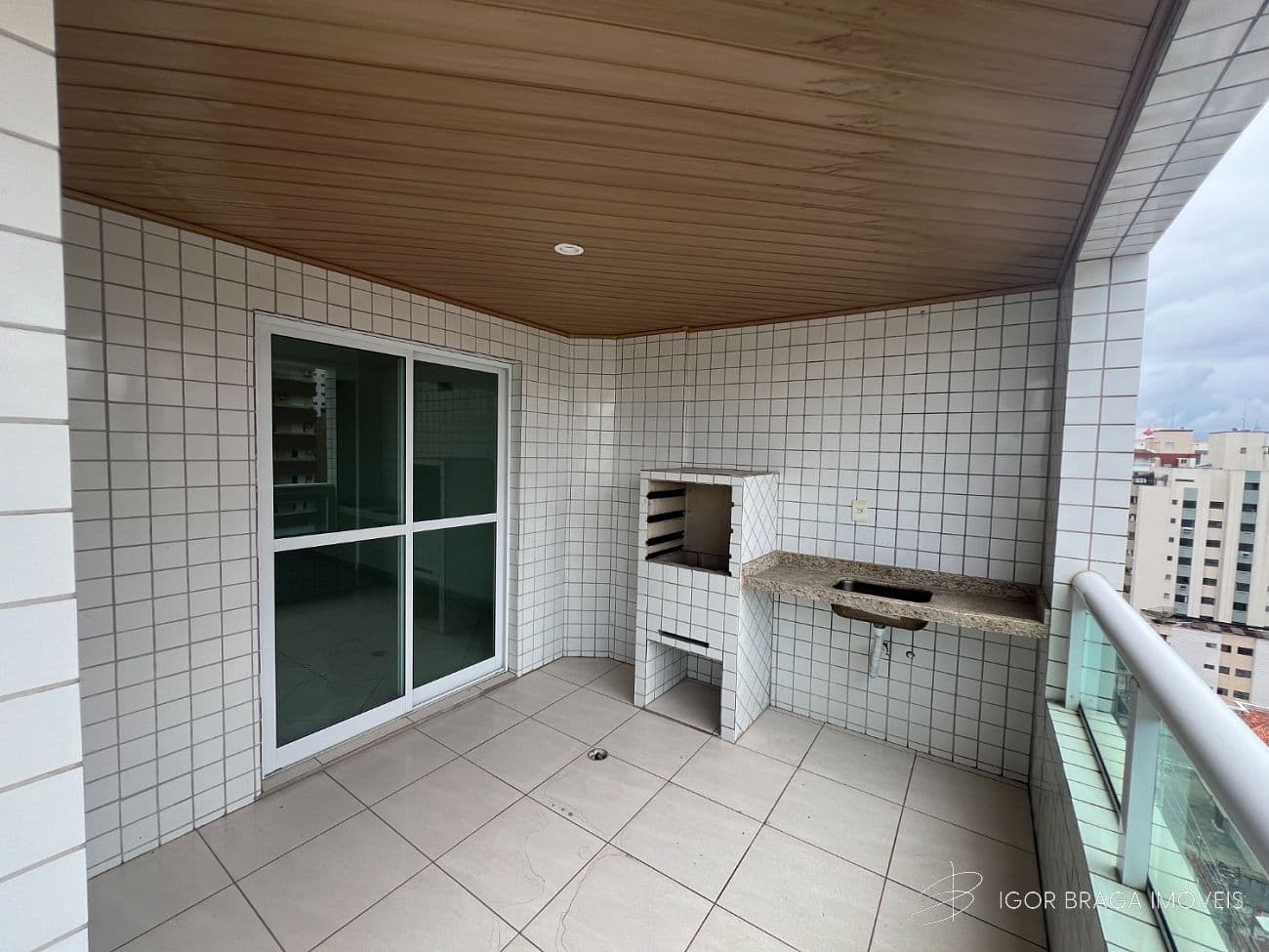 BELÍSSIMO APARTAMENTO AMPLO, ACABAMENTO FINO E LAZER COMPLETO — foto 1