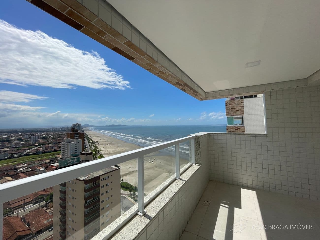 BELÍSSIMA COBERTURA DUPLEX, FINO ACABAMENTO E LAZER COMPLETO — foto 1