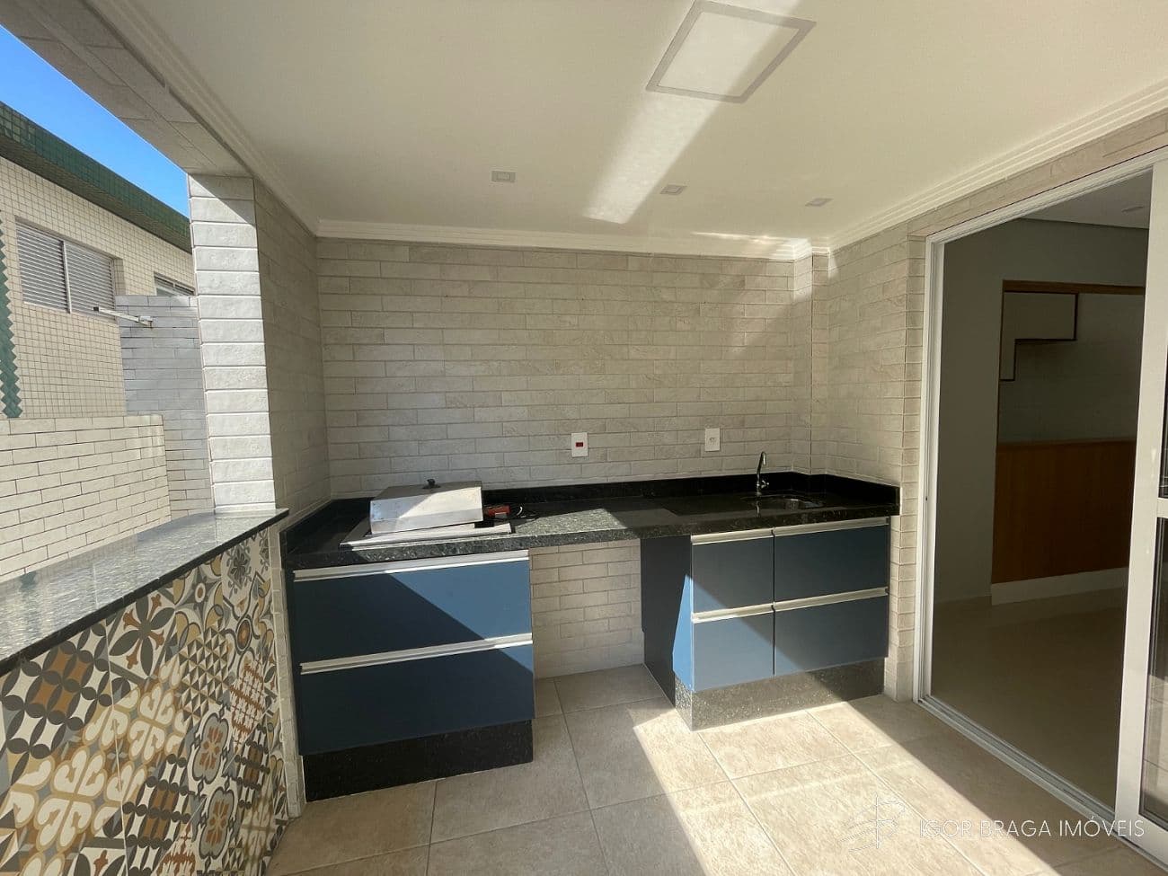 BELÍSSIMO APARTAMENTO, FINO ACABAMENTO E LAZER COMPLETO — foto 1