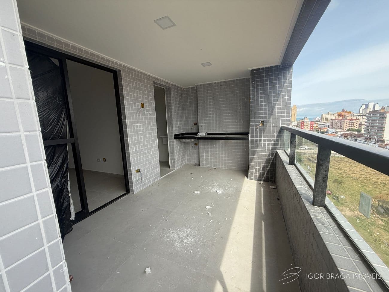 BELÍSSIMA CONSTRUÇÃO, AMPLA E LAZER COMPLETO — foto 1