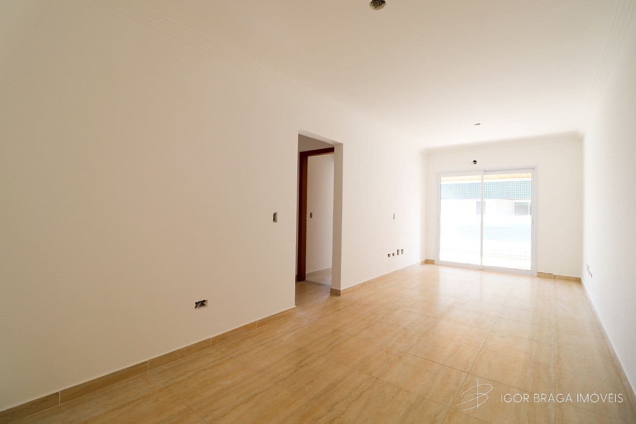 BELÍSSIMO APARTAMENTO, À 650m DO MAR E LAZER COMPLETO — foto 1