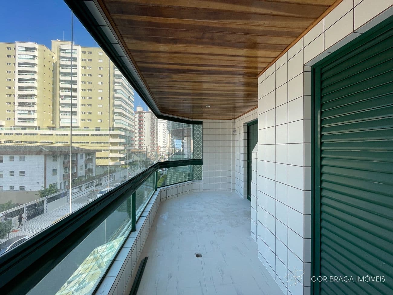 BELÍSSIMO APARTAMENTO COM ACABAMENTO FINO E LAZER COMPLETO — foto 1