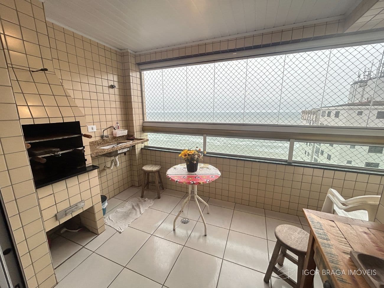 BELÍSSIMO APARTAMENTO, AMPLO E FINO ACABAMENTO — foto 1