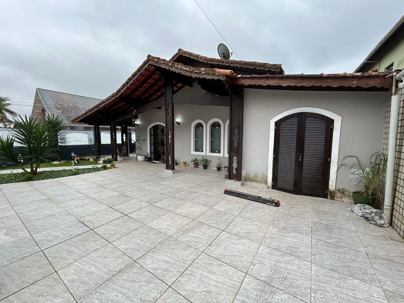 BELÍSSIMA CASA AMPLA — foto 1