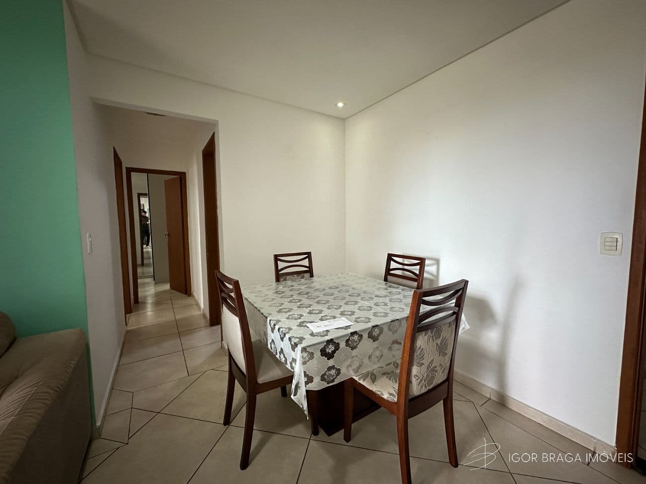 BELÍSSIMO APARTAMENTO COM ACABAMENTO FINO E LAZER COMPLETO — foto 1