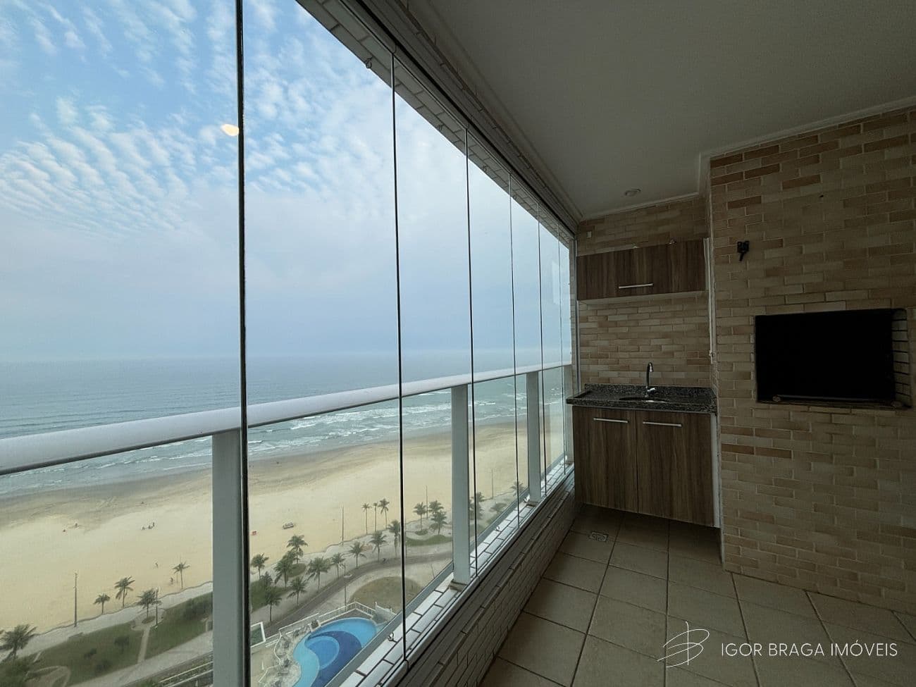 BELÍSSIMO APARTAMENTO COM ACABAMENTO FINO E LAZER COMPLETO — foto 1