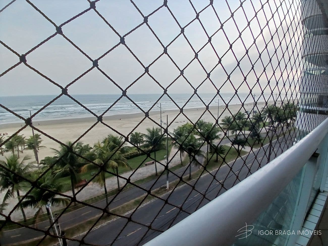 BELÍSSIMO APARTAMENTO, FINO ACABAMENTO E AMPLO — foto 1