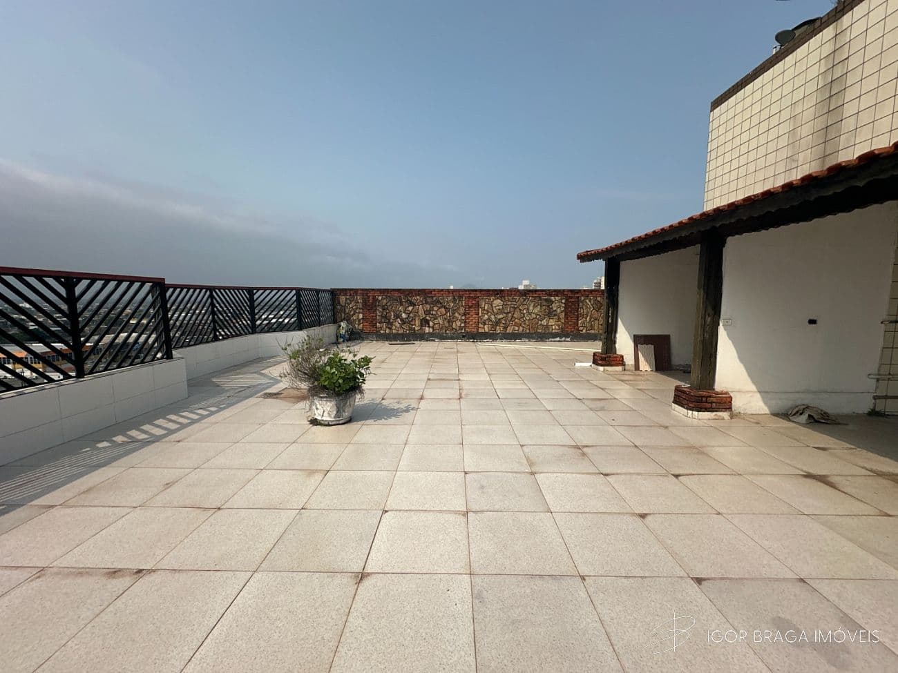 BELÍSSIMA COBERTURA, FINO ACABAMENTO E AMPLA — foto 1