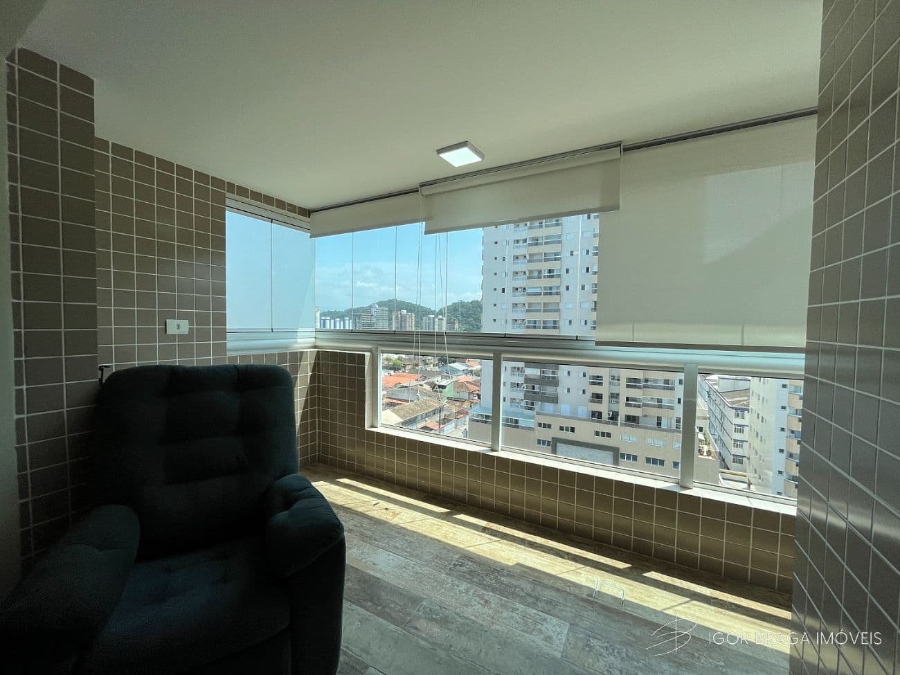 BELÍSSIMO APARTAMENTO, AMPLO E FINO ACABAMENTO — foto 1
