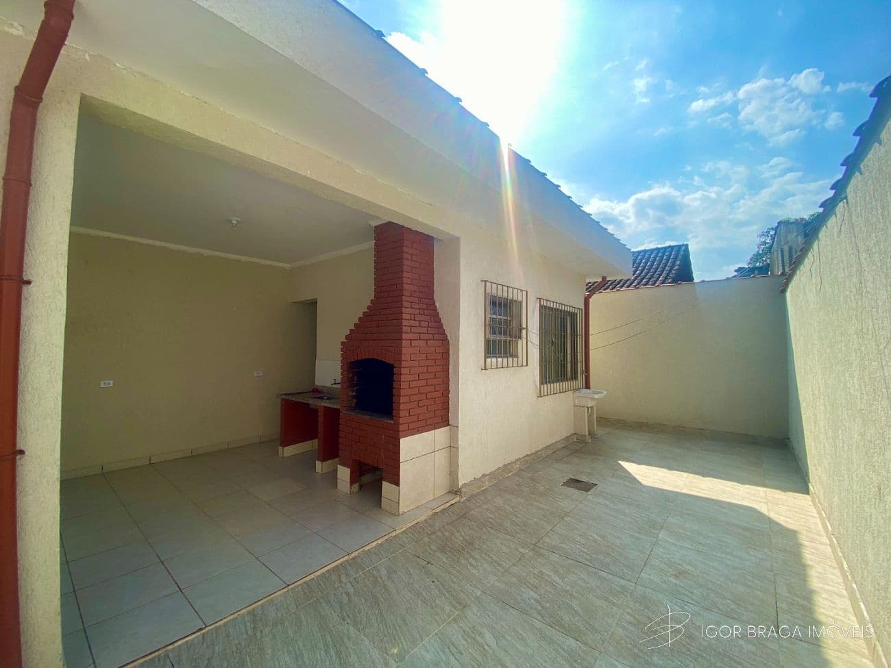 EXCELENTE CASA, AMPLA E FINO ACABAMENTO — foto 1