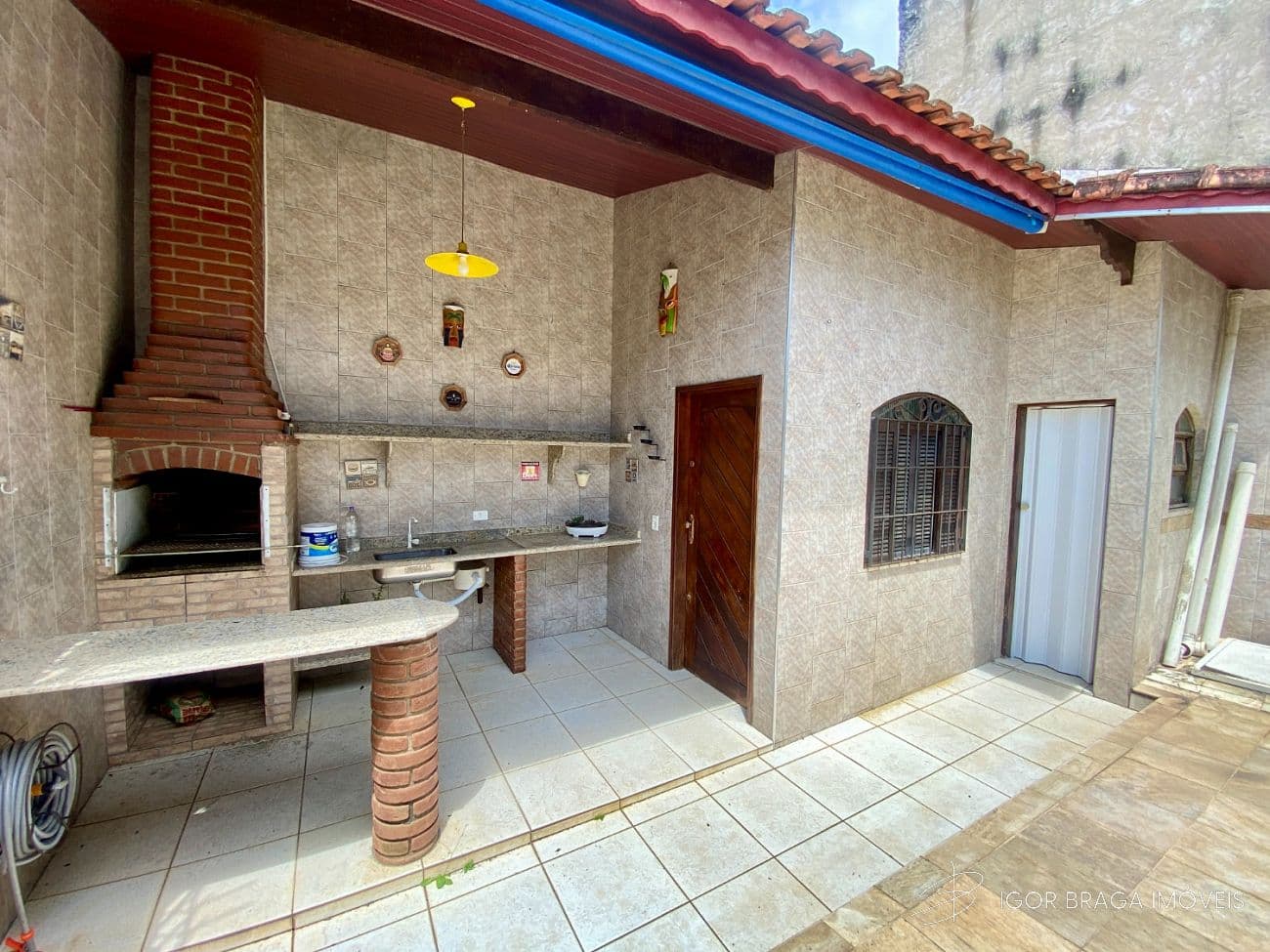 BELÍSSIMA CASA, À 200M DO MAR — foto 1