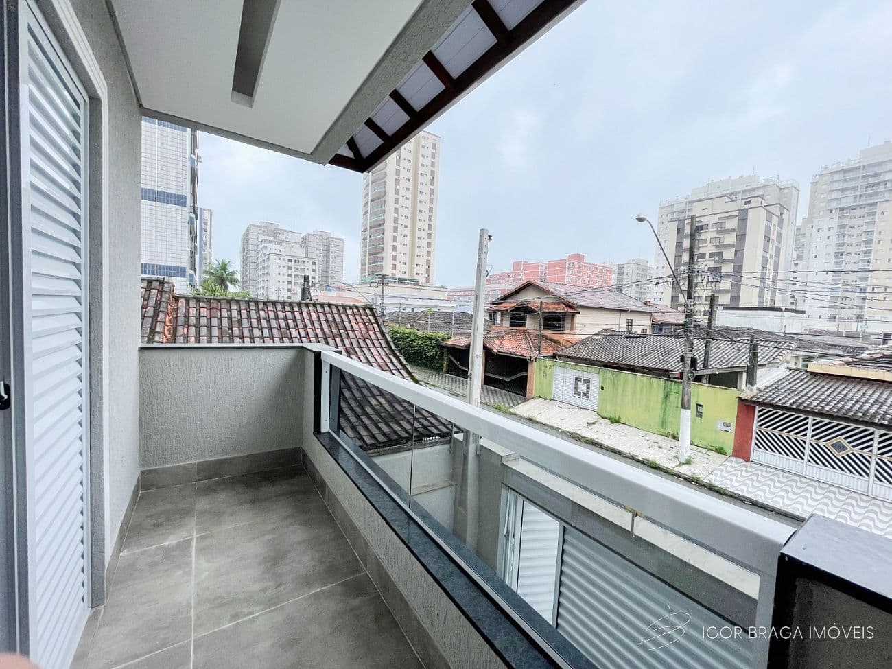 EXCELENTE SOBRADO, AMPLO E FINO ACABAMENTO — foto 1